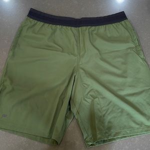 Fabletics - The Fundamental Short (unlined)